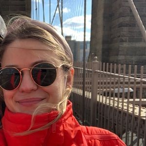 Meet your Posher, Haley